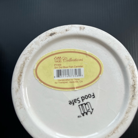 SMALL CERAMIC BLUE FISH CANISTER HOME DECOR - Picture 2 of 13